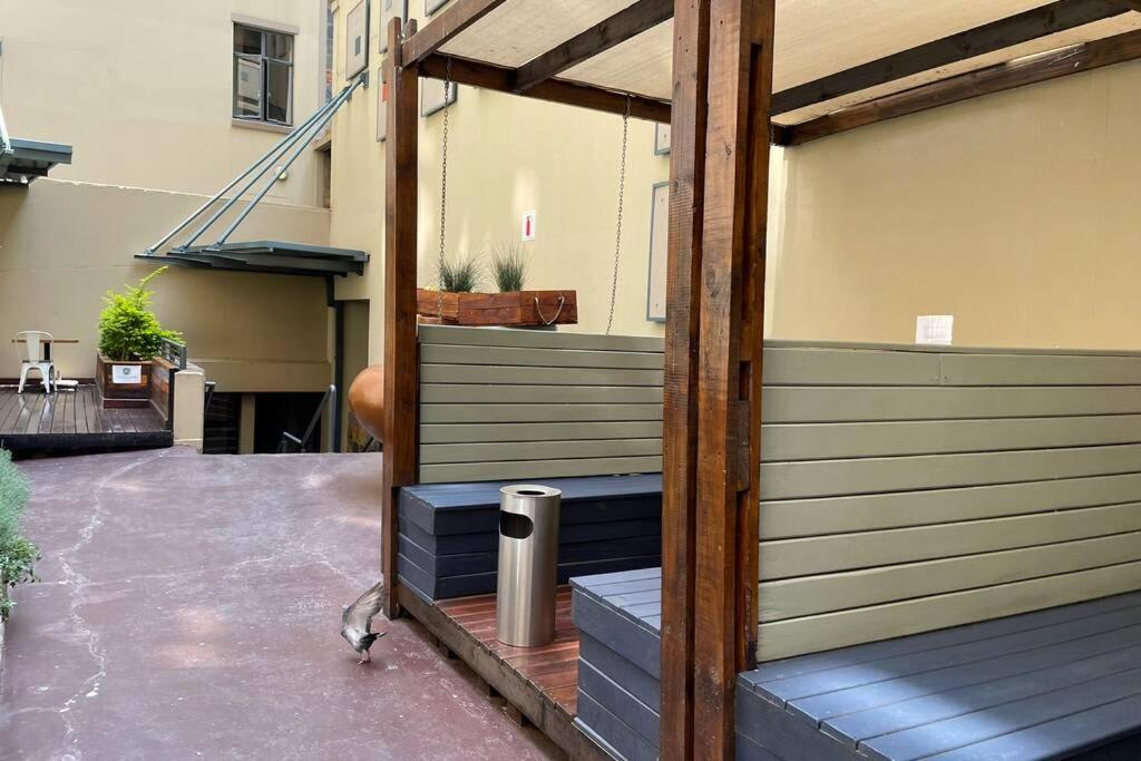 Cool & Easy Flat In The Heart Of Marshalltown Johannesburg Zewnętrze zdjęcie