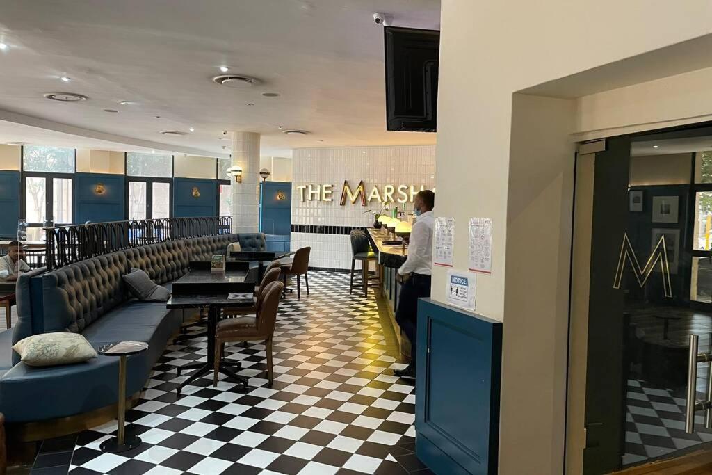Cool & Easy Flat In The Heart Of Marshalltown Johannesburg Zewnętrze zdjęcie
